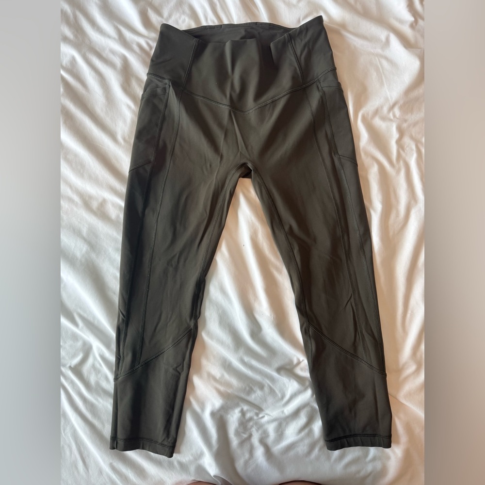 Olive Green lululemon capri Leggings